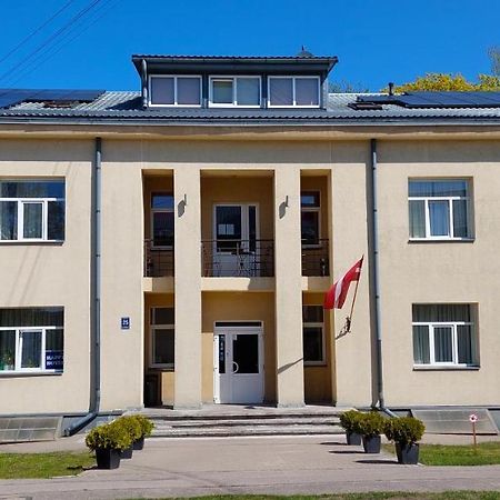 Happy Hotel Riga Buitenkant foto