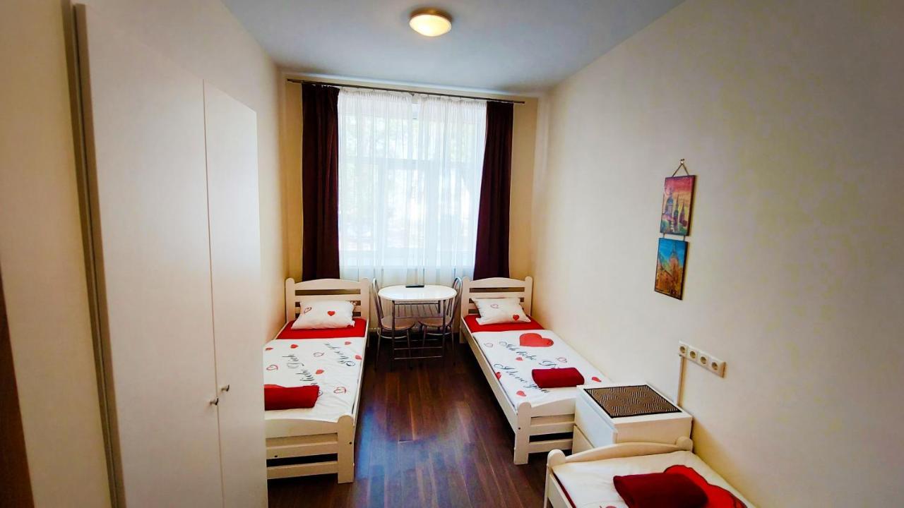 Happy Hotel Riga Buitenkant foto