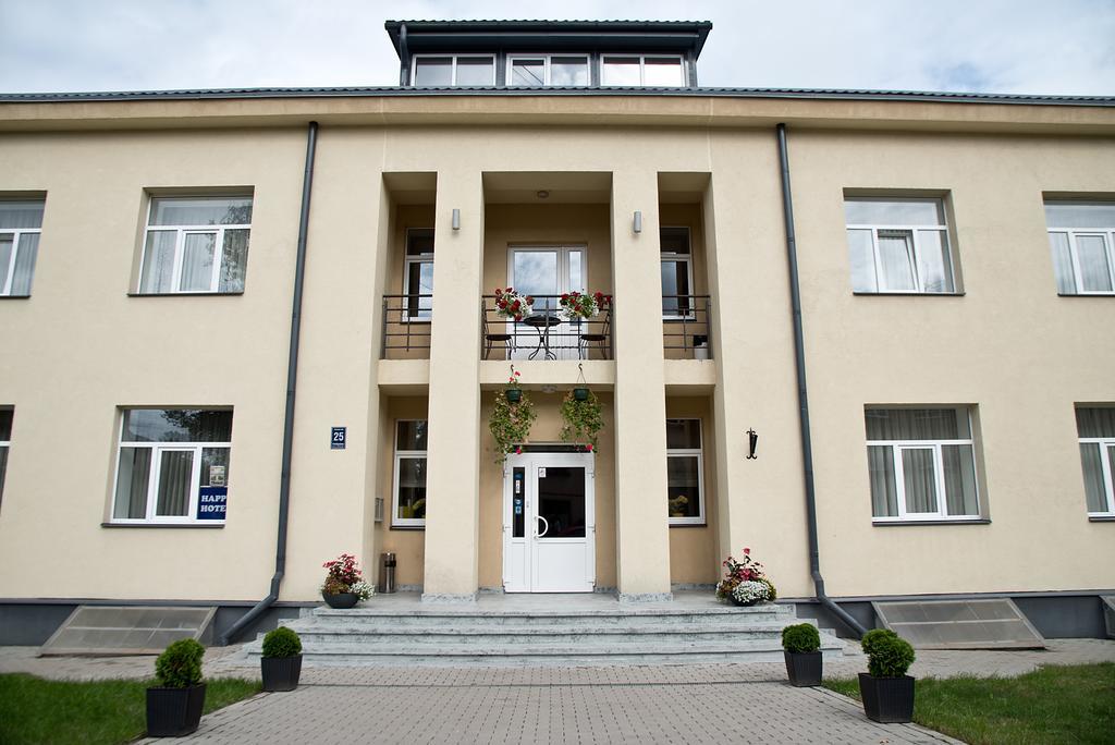 Happy Hotel Riga Buitenkant foto